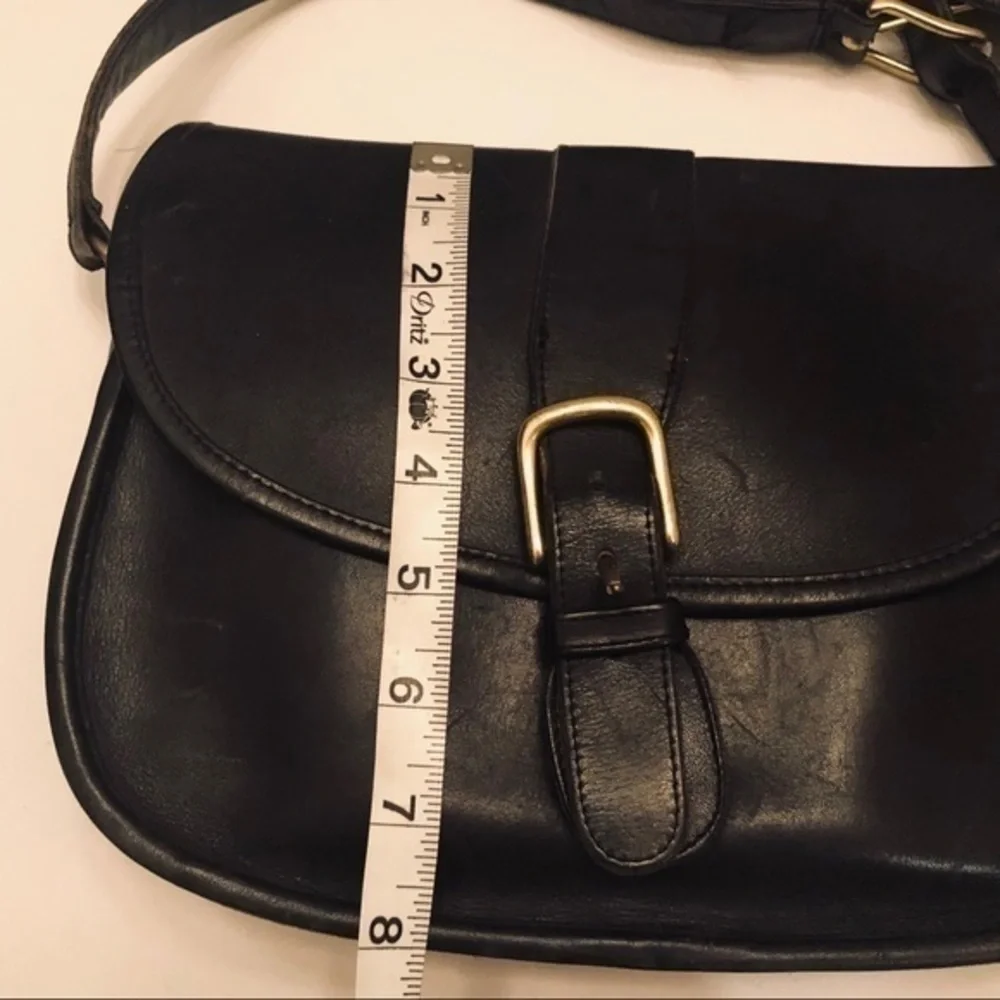 Coach vintage black leather Chelsea saddle bag